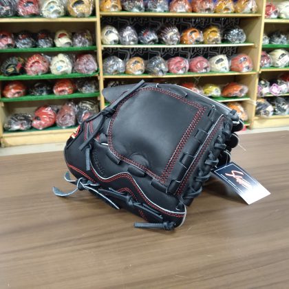 No.０２　久保田スラッガー　ジュニア軟式　投手用グローブ
