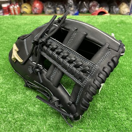 No.698 ミズノ 軟式 内野手用グローブ
