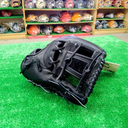 No.784【RYU】硬式内野手用　門脇選手モデル（限定商品）