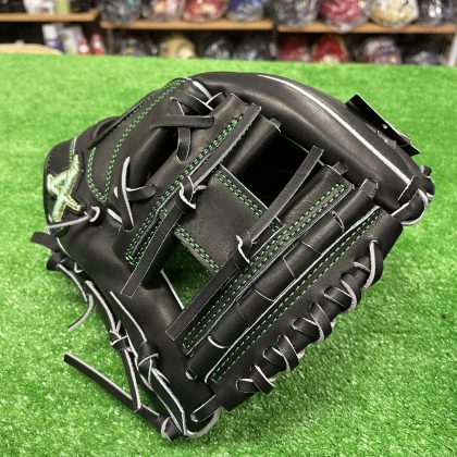 No.814　【ATOMS】限定　硬式グローブ　内野手モデル