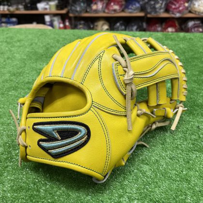 No.818　【ディークエスト】限定　硬式グローブ　内野手モデル