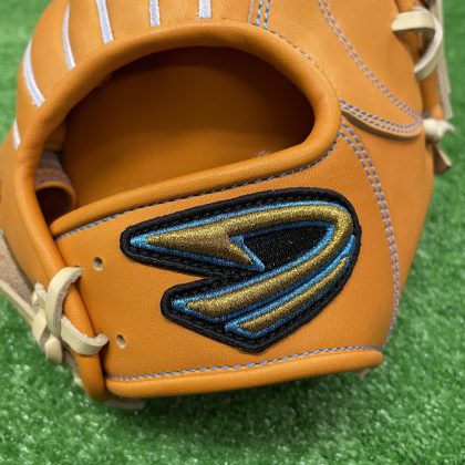 No.819　【ディークエスト】限定　硬式グローブ　内野手モデル