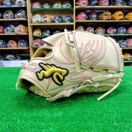 No.6A004【RYU】硬式　投手用モデル