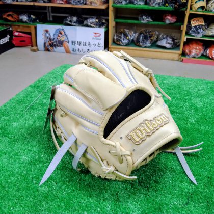 No.A020【ウイルソン】硬式　小指２本入れ（コユ二）専用　投手用モデル