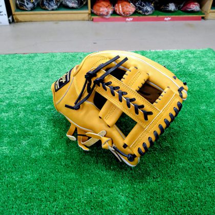 No.A012【ローリングス】　硬式内野用モデル　プロプリファード