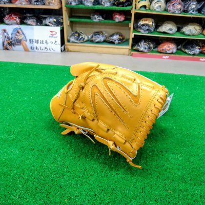 No.A036【ワールドペガサス】硬式　投手用モデル