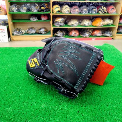 No.A035【FIVE】硬式　投手用モデル