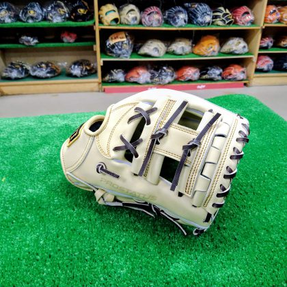 No.A044【ZETT】プロステイタス　硬式　内野手モデル（限定商品）小型サイズ