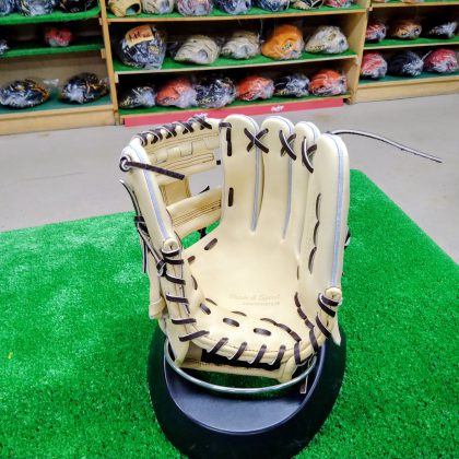 No.A044【ZETT】プロステイタス　硬式　内野手モデル（限定商品）小型サイズ