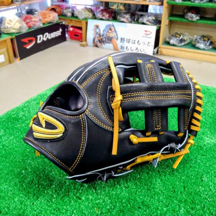 No.A055【ディークエスト】硬式内野用モデル　クロスオーバーJT