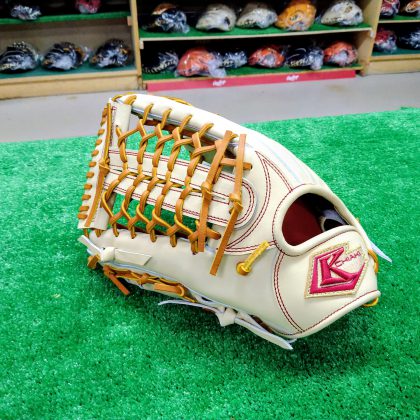 No.A074【CHIAKI】硬式　外野手モデル（左投げ専門ブランド）