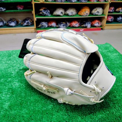 No.A083【SAEKI】硬式　投手用モデル　ロイヤルライン　スポット商品