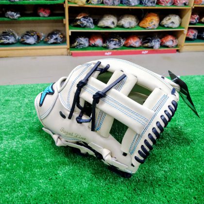 No.A084【SAEKI】硬式 内野手モデル ロイヤルライン スポット商品