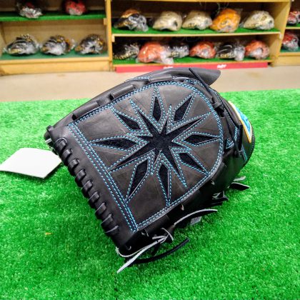 No.A078【CHIAKI】硬式　投手用モデル（左投げ専門ブランド）