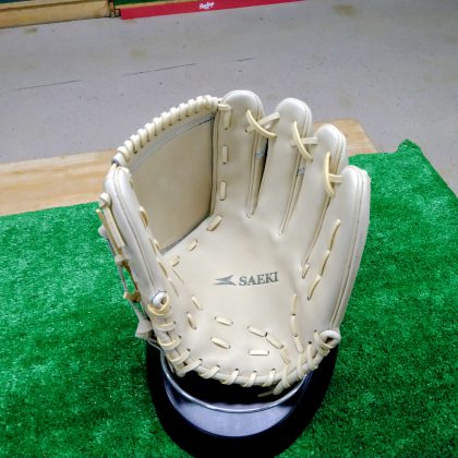 No.A083【SAEKI】硬式　投手用モデル　ロイヤルライン　スポット商品